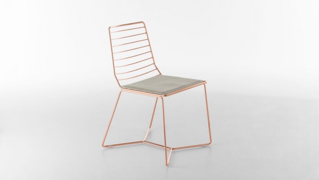 1200x679_antia_auburn-chair-with-cushion_formabilio-650x368