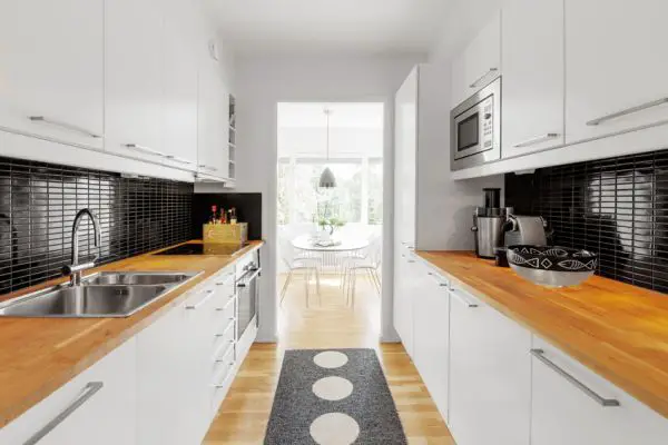 white-duplex-interior-design-kitchen