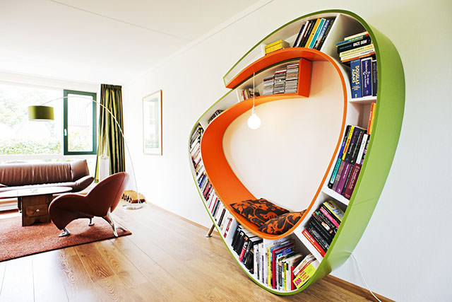 Bookworm Bookcase by Atelier 010 (2)