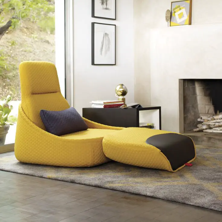 This lounge design looks perfect for reading, working or watching TV !