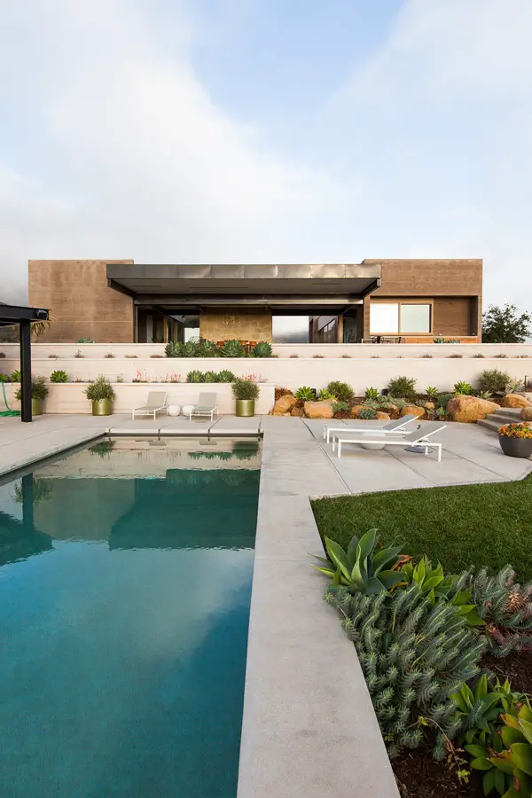 Toro Canyon House by Los Angeles studio Bestor Architecture (4)