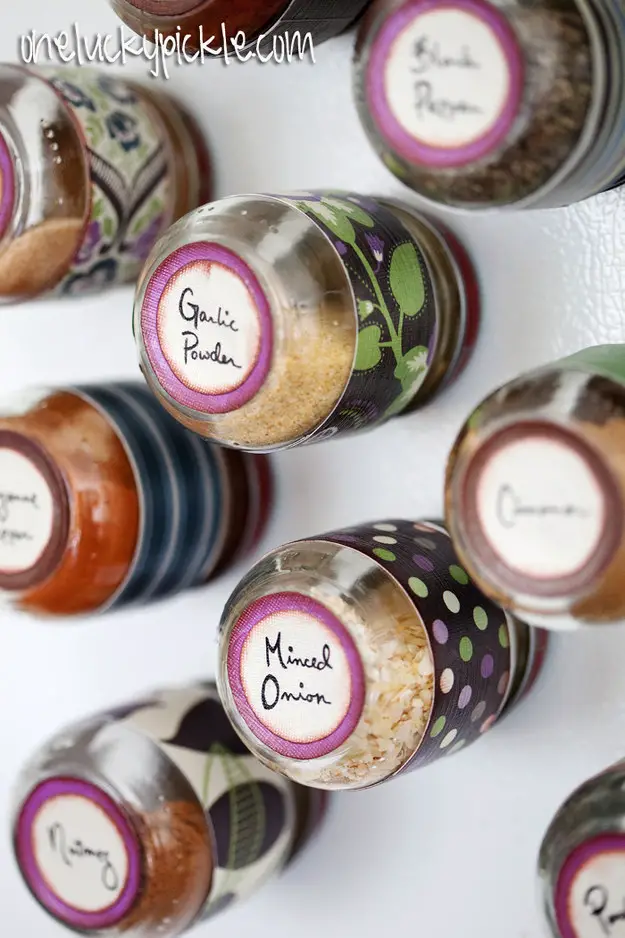 30+ Genius DIY Kitchen Storage and Organization Ideas, Magnetic Spice Jars. Amazing!