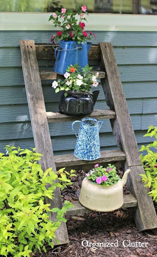 DIY Old Ladder and Planters, Backyard and Garden Ideas this summer