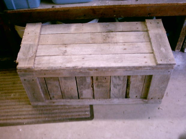 DIY Pallet proejcts That Are Easy to Make and Sell ! DIY Pallet Trunk