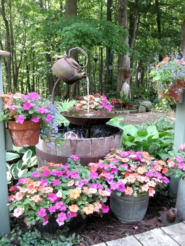 Tea pot fountain, DIY Backyard Ideas projects to try