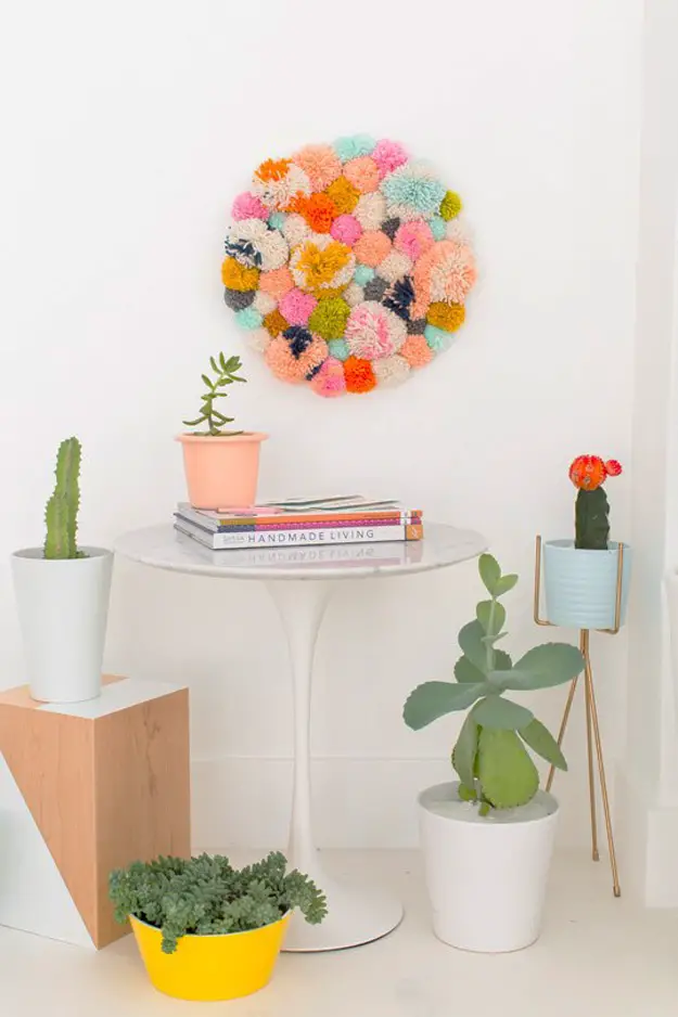 Crafts to Make and Sell, DIY Pom Pom Wall Hanging