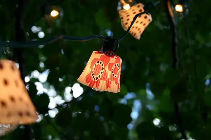 35+ AMAZING DIY Outdoor Lighting Ideas for the Garden, Cupcake Lights