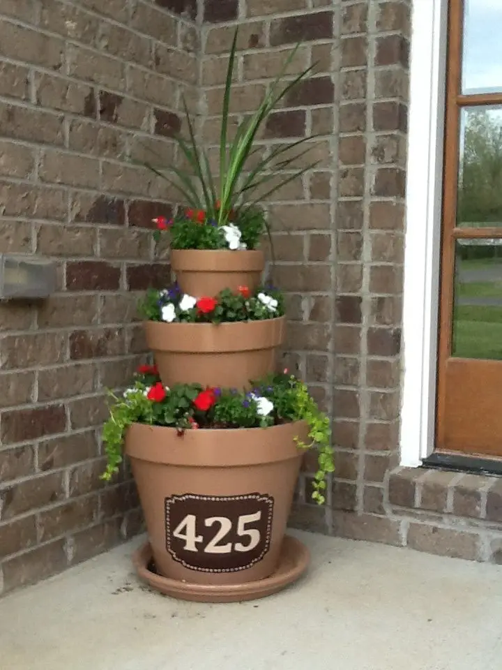 Flower Tower, DIY Curb Appeal Ideas on budget