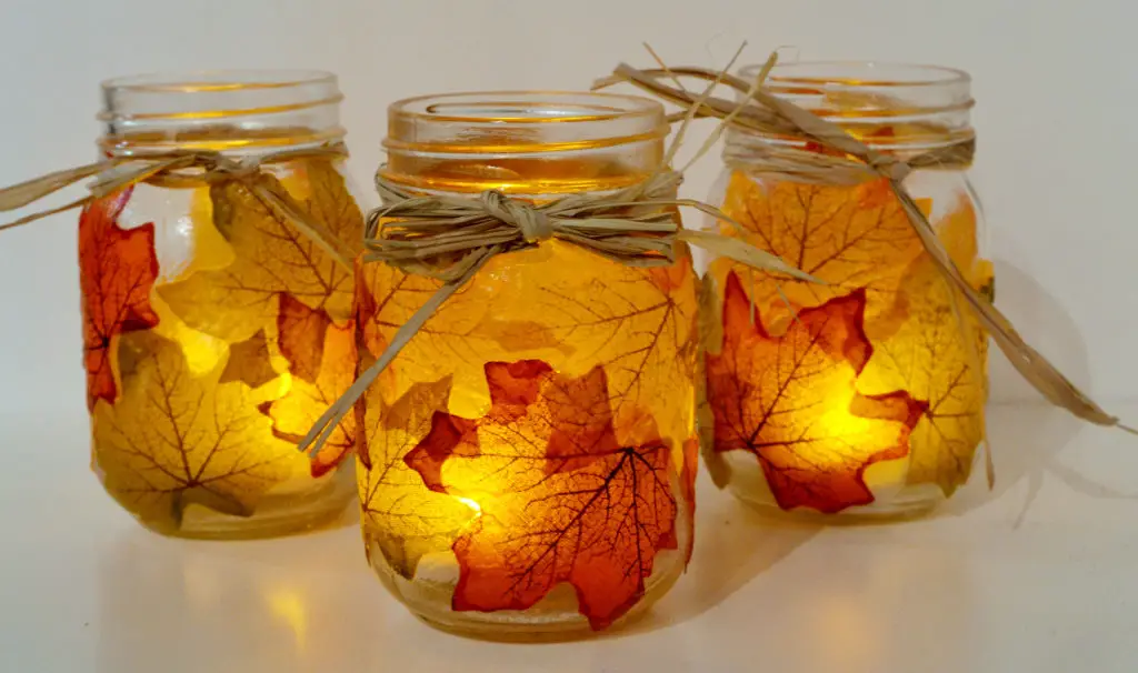 DIY Leaf Mason Jar Candle Holder