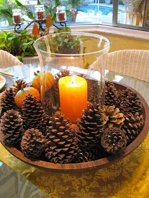 DIY Pinecones Centerpiece with Golden and Yellow Printable Placecards