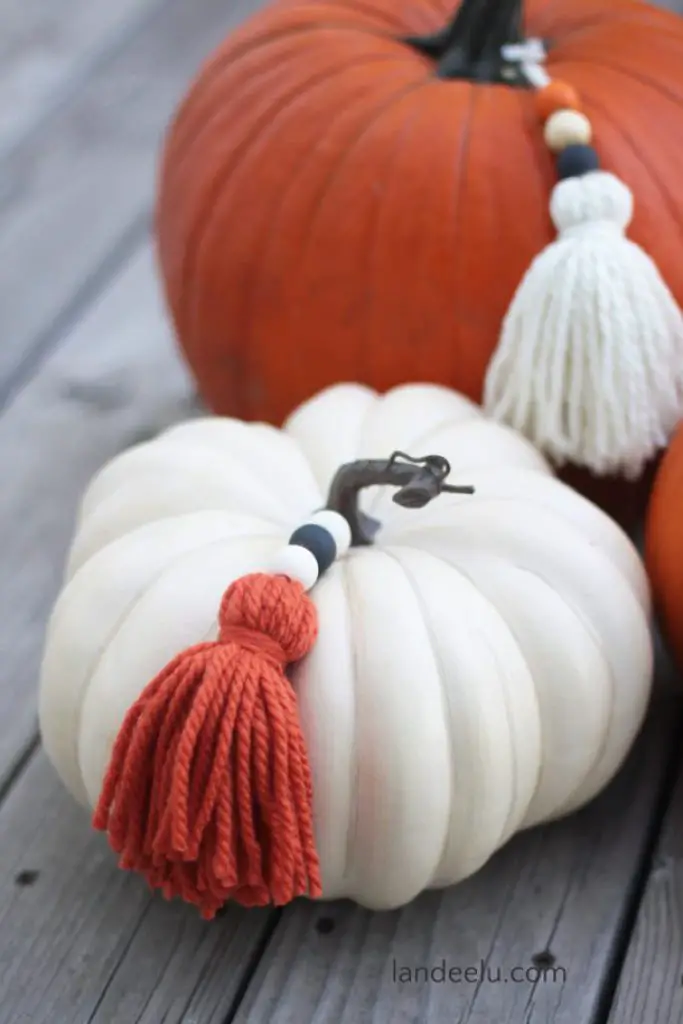 DIY Pumpkin Yarn Tassels
