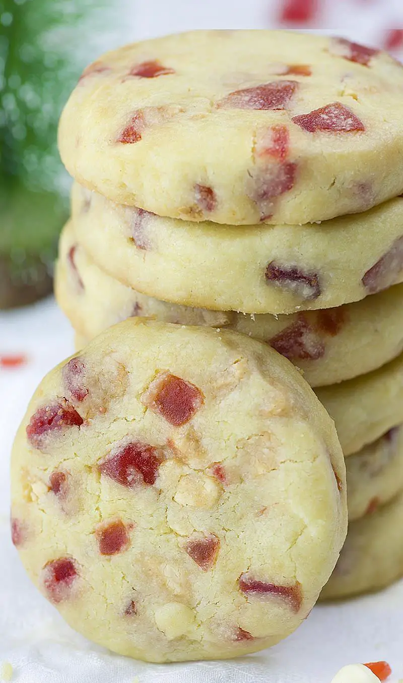 20+ Delicious Cookie Recipes and Ideas, White Chocolate Strawberry Shortbread Cookies